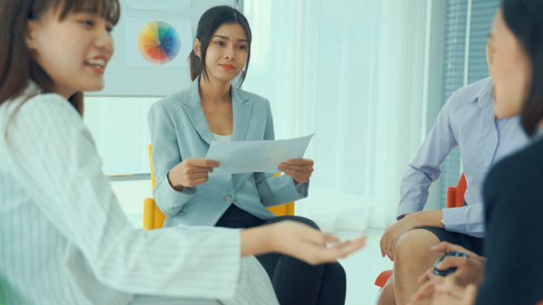 企業(yè)管理問題找管理顧問:讓專業(yè)的人做專業(yè)的事 企業(yè)管理問題找管理顧問:讓專業(yè)的人做專業(yè)的事