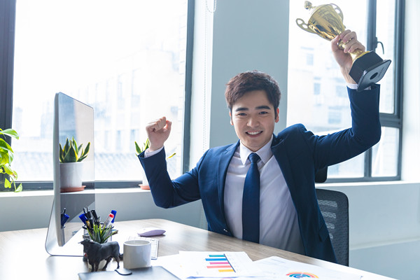 合理控制薪酬成本，提高企業(yè)利潤與員工福利水平