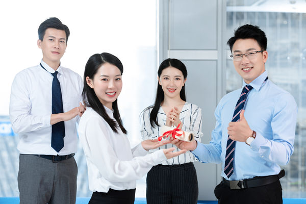 員工關(guān)系管理:構(gòu)建和諧勞動關(guān)系的關(guān)鍵 員工關(guān)系管理:構(gòu)建和諧勞動關(guān)系的關(guān)鍵