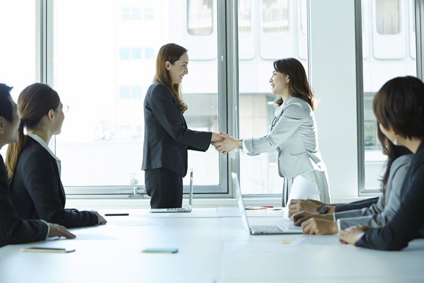 面向未來:數(shù)字化組織的構(gòu)建與領(lǐng)導(dǎo)力升級(jí) 面向未來:數(shù)字化組織的構(gòu)建與領(lǐng)導(dǎo)力升級(jí)