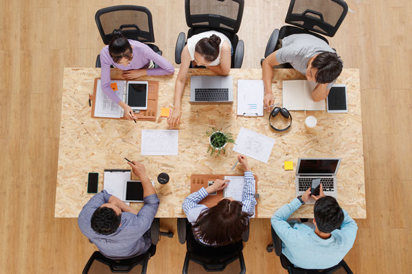 薪酬體系設(shè)計：根據(jù)企業(yè)戰(zhàn)略，設(shè)計科學(xué)體系