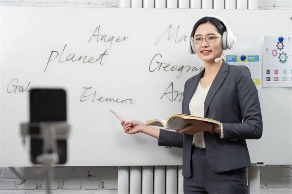 品牌數(shù)字化：借助數(shù)字技術(shù)，創(chuàng)新品牌營銷模式