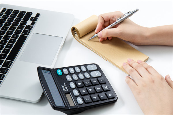 如何評估公司的薪酬水平在行業(yè)中的競爭力如何？