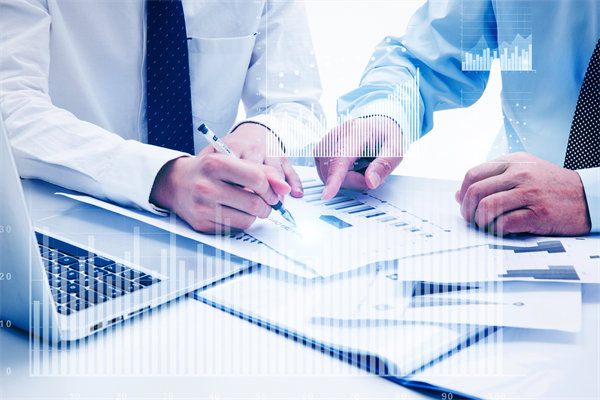 大數據驅動，集團如何優(yōu)化資源配置與決策？