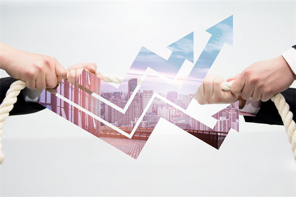 競(jìng)爭(zhēng)對(duì)手策略多變，企業(yè)戰(zhàn)略管理如何調(diào)整以應(yīng)對(duì)挑戰(zhàn)？