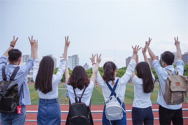人力資源管理分析:大學(xué)里的男生為什么越來越少了 人力資源管理分析:大學(xué)里的男生為什么越來越少了