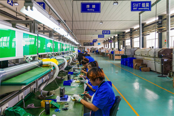 制造業(yè)管理分析:9.9包郵手機殼鉛含量超標30倍 制造業(yè)管理分析:9.9包郵手機殼鉛含量超標30倍