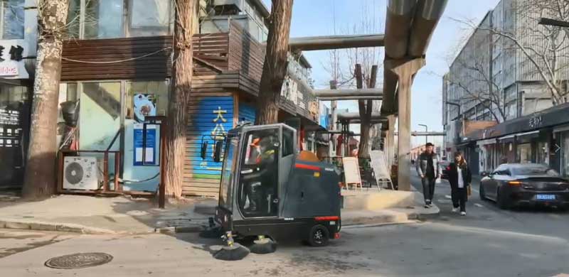 北京798藝術區使用揚子掃地機后,持續采購!