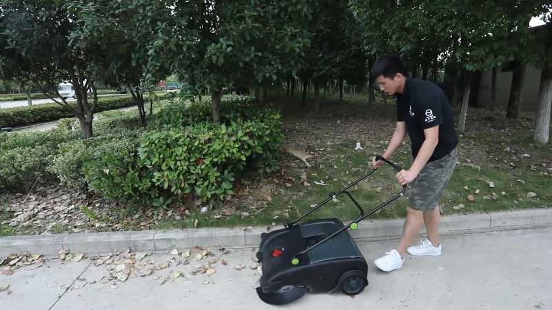 手動手推式掃地機的簡單說明 手動手推式掃地機的簡單說明