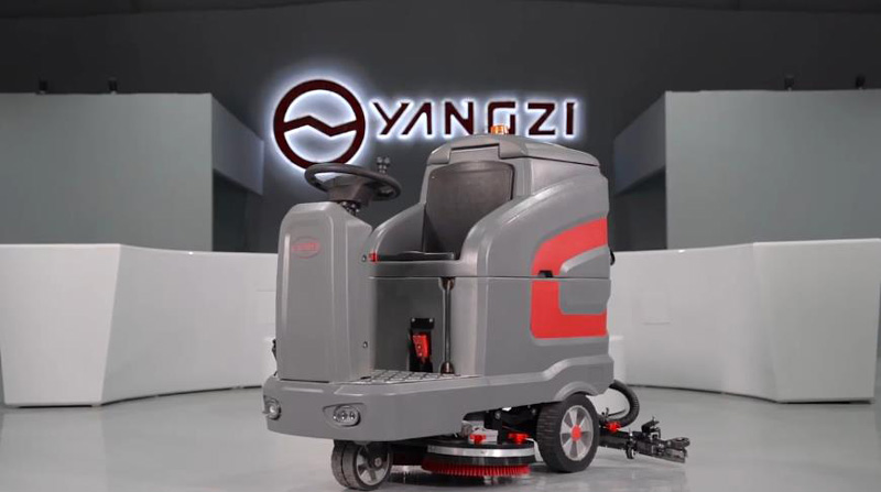 您應該購買新的還是使用過的洗地機