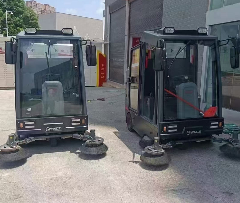 大專院校戶外封閉式街道清潔設備 大專院校戶外封閉式街道清潔設備